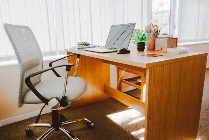 bureau ergonomique, Organiser son bureau, Le Magazine StudySmarter
